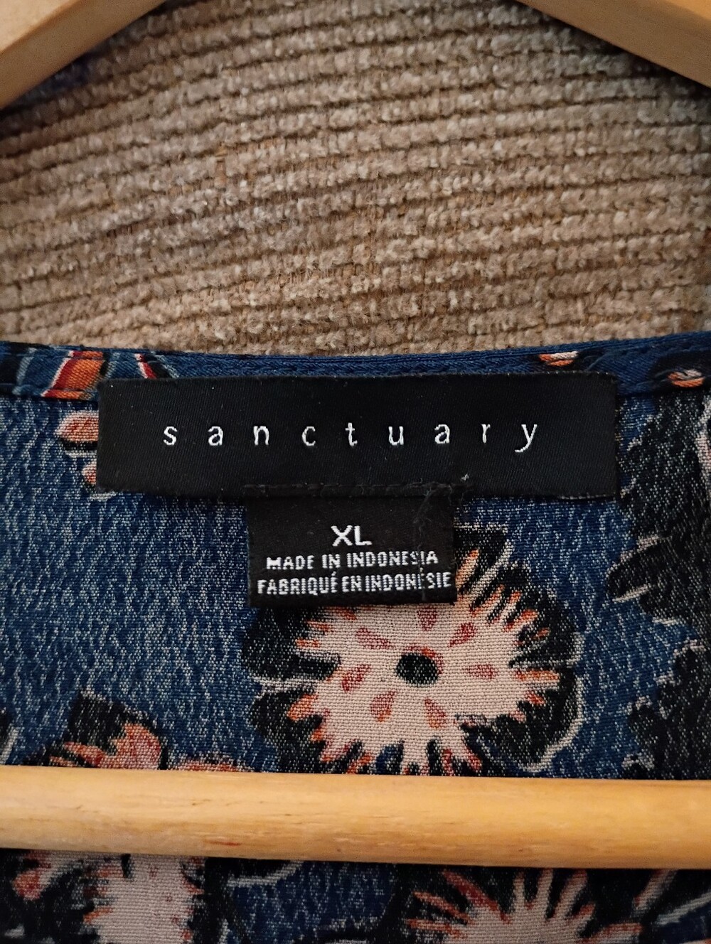 Sanctuary Top NWOT - Picture 4 of 6
